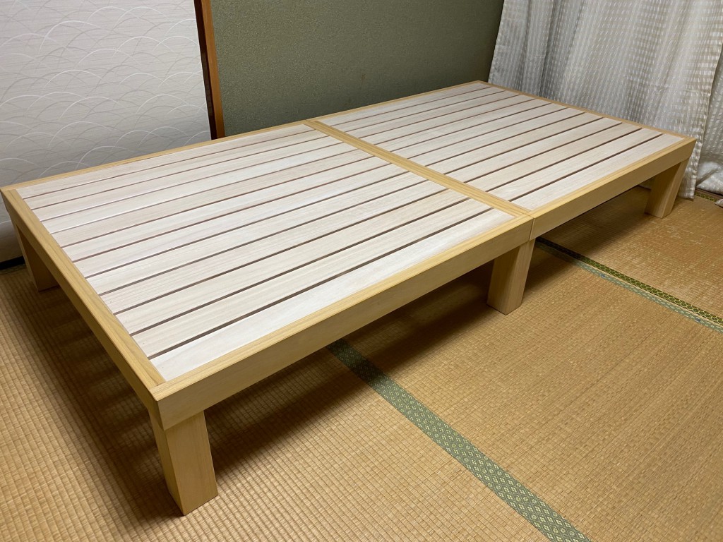 通気性抜群、日本製桐すのこベッド「トイロ」和室に似合います。